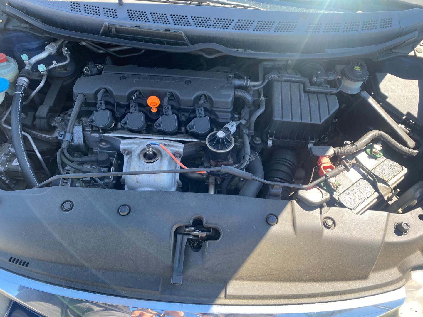 2009 Honda Civic (2HGFA16529H) , AUTOMATIC transmission, located at 44356 Date Ave., Lancaster, CA, 93534, (661) 945-6555, 34.688919, -118.139374 - Photo#5